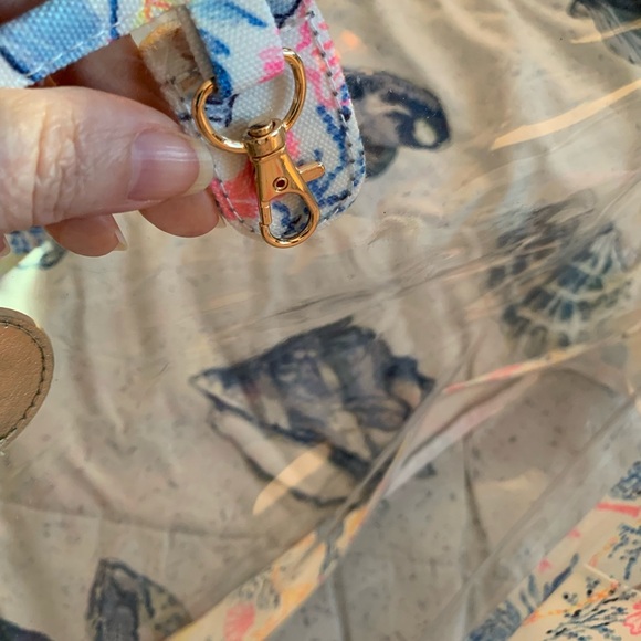 Lilly Pulitzer Beach Tote -Clear Beachcomber print - Picture 6 of 7